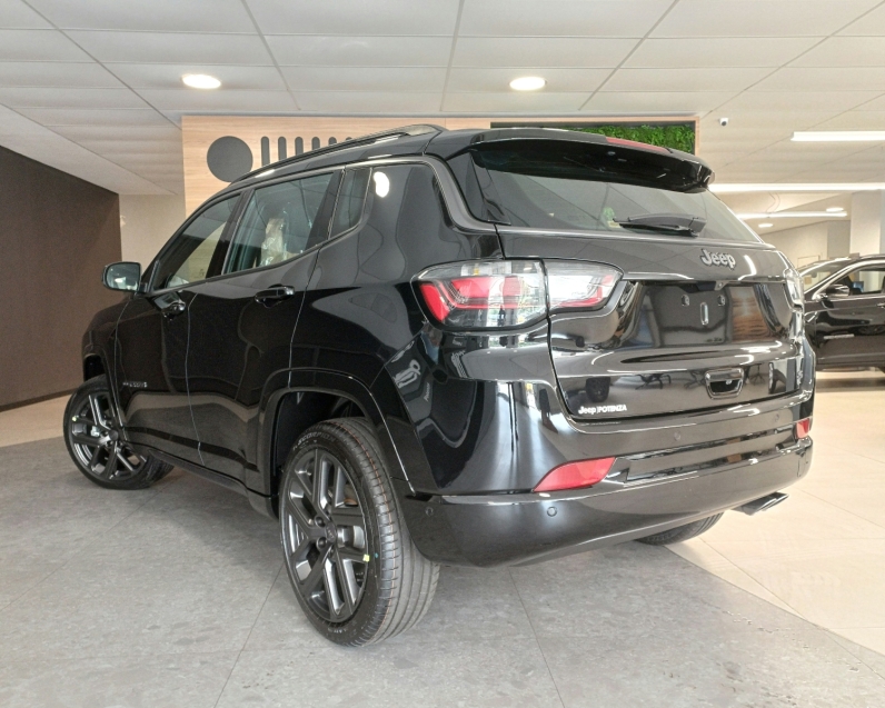 jeep compass 1.3 t270 turbo flex s at6 25/26 0km jeep compass 1.3 t270 turbo flex s at6 25/26 0km