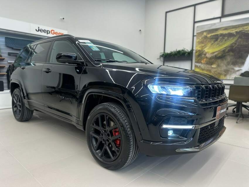 jeep commander 2.0 hurricane 4 turbo gasolina blackhawk at9 25/26 0km jeep commander 2.0 hurricane 4 turbo gasolina blackhawk at9 25/26 0km