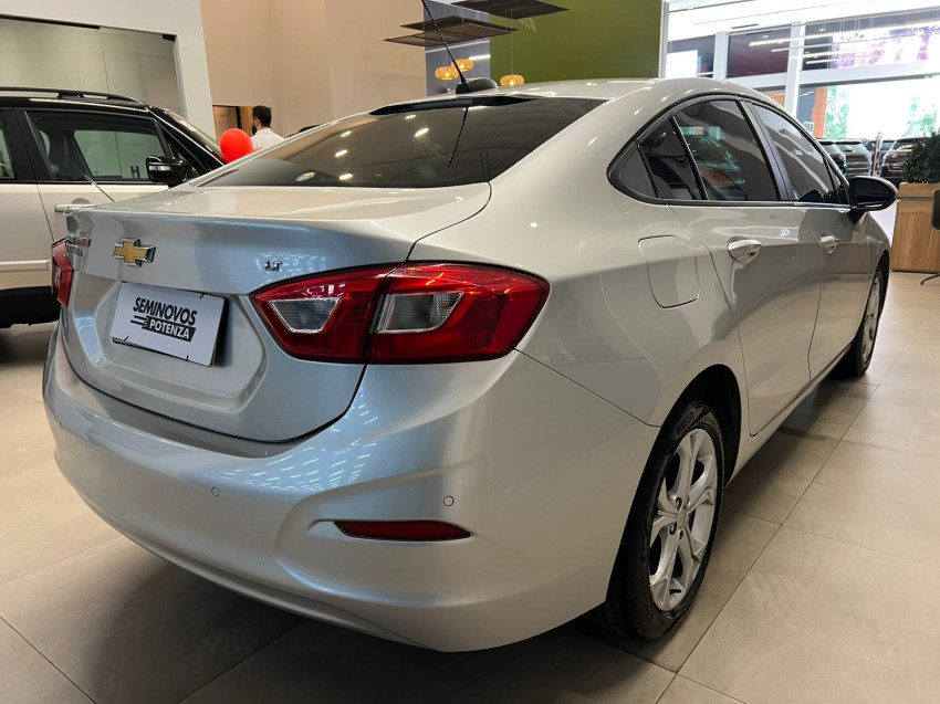 chevrolet cruze 1.4 turbo lt 16v flex 4p at 19/20 seminovo3