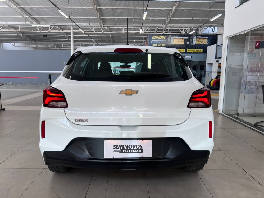 chevrolet onix 1.0 turbo flex at 23/24 seminovo4