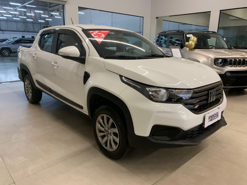 fiat strada 1.3 firefly flex freedom cd man 24/25 seminovo