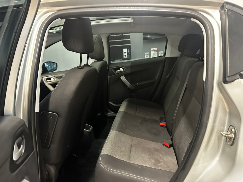 peugeot 208 1.2 allure 12v flex 4p man 17/18 seminovo11