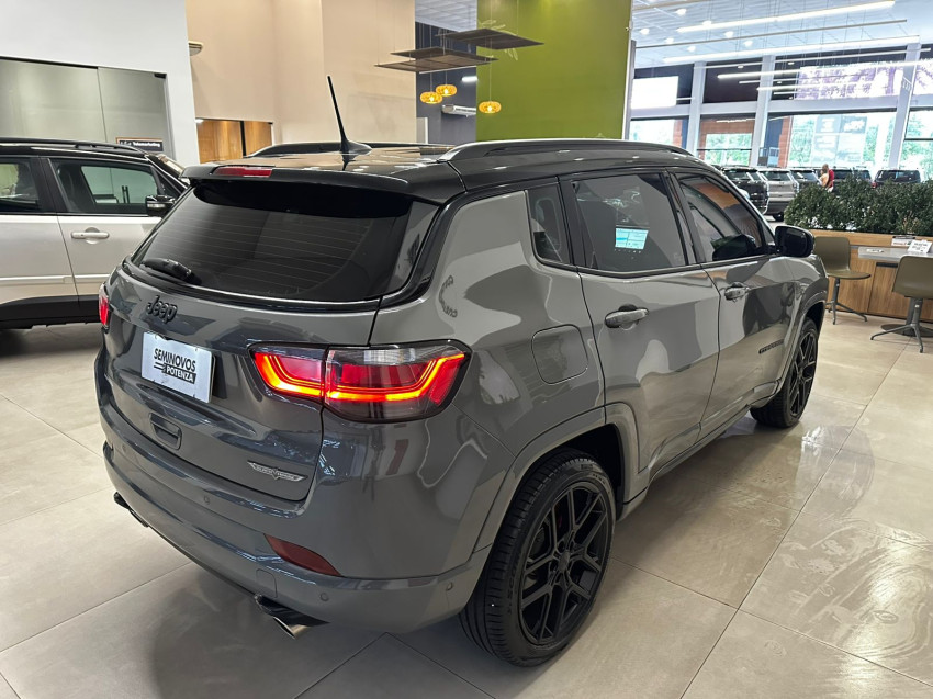jeep compass 2.0 hurricane 4 turbo gasolina blackhawk at9 24/25 seminovo4