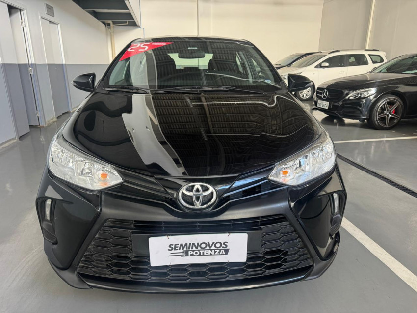 toyota yaris 1.5 16v flex sedan xl multidrive 24/25 seminovo1