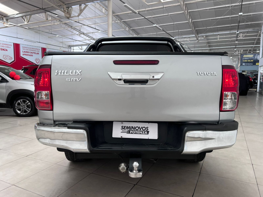 toyota hilux 2.8 srv 4x4 cd 16v diesel 4p at 19/20 seminovo5