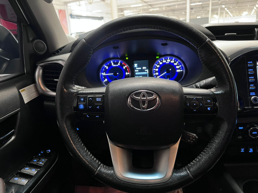 toyota hilux 2.8 srv 4x4 cd 16v diesel 4p at 19/20 seminovo7