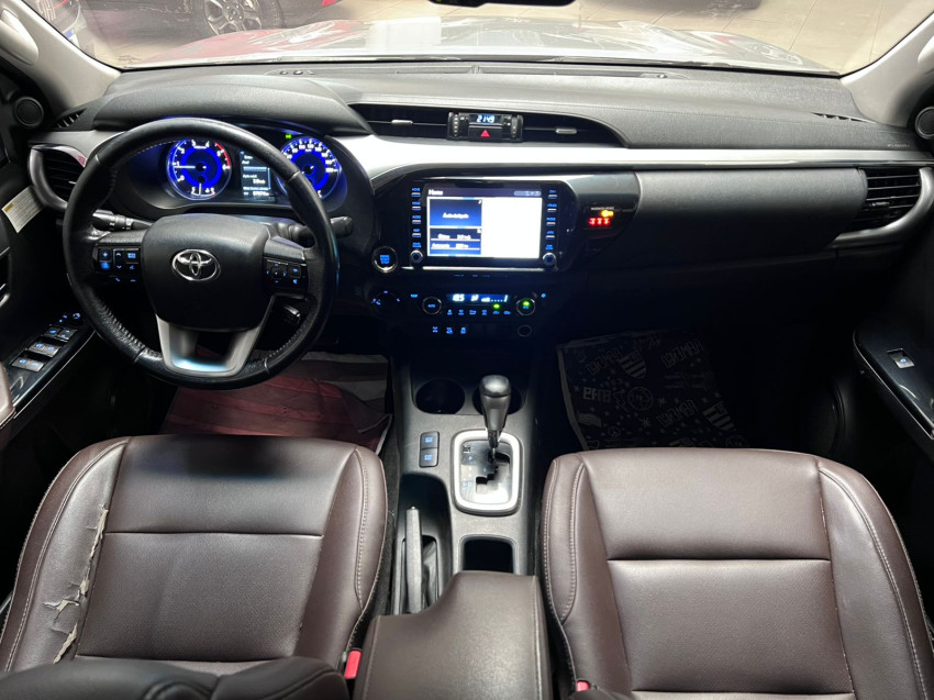 toyota hilux 2.8 srv 4x4 cd 16v diesel 4p at 19/20 seminovo6