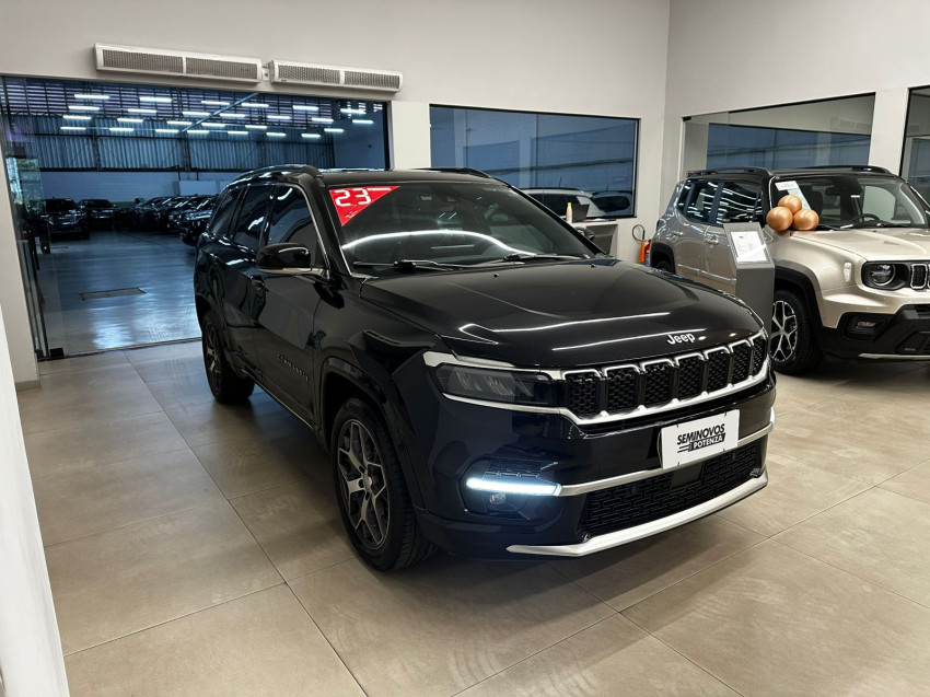 commander 1.3 t270 turbo flex overland at6 22/23 seminovo