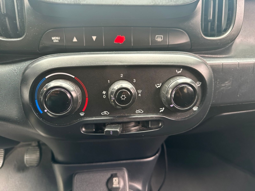 fiat mobi 1.0 evo flex like. manual 4p 202313