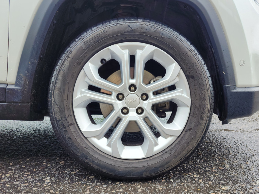 jeep commander 1.3 t270 turbo flex longitude at6 24/25 seminovo16