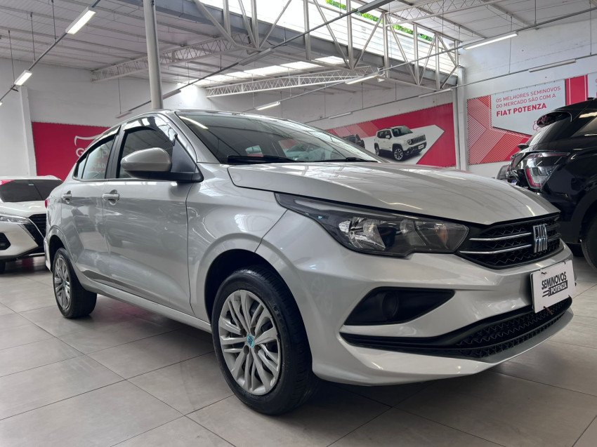 fiat cronos 1.3 firefly flex drive man 23/24 seminovo