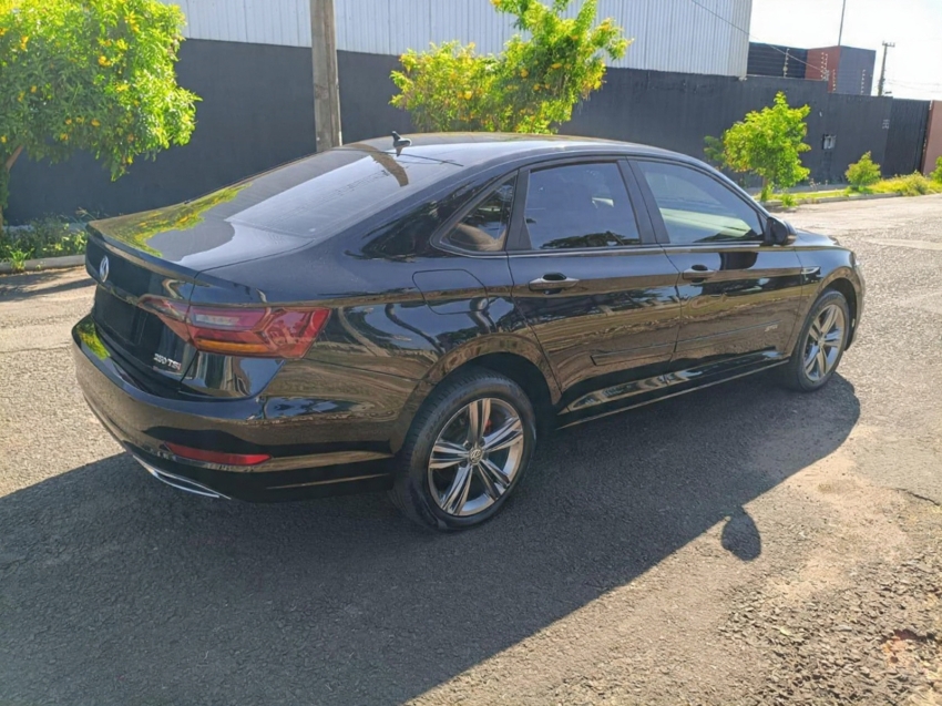 volkswagen jetta 1.4 250 tsi total flex r-line tiptronic 2.0 4p automatico 20184