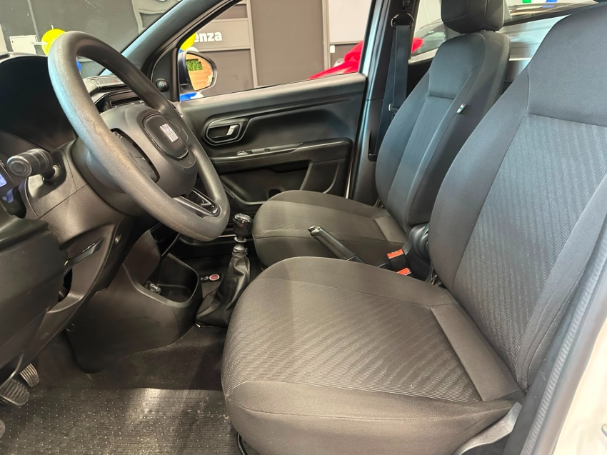 fiat strada 1.3 firefly flex endurance cs man 24/25 seminovo7