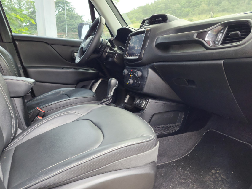 jeep renegade 1.3 t270 turbo flex longitude at6 23/24 seminovo13
