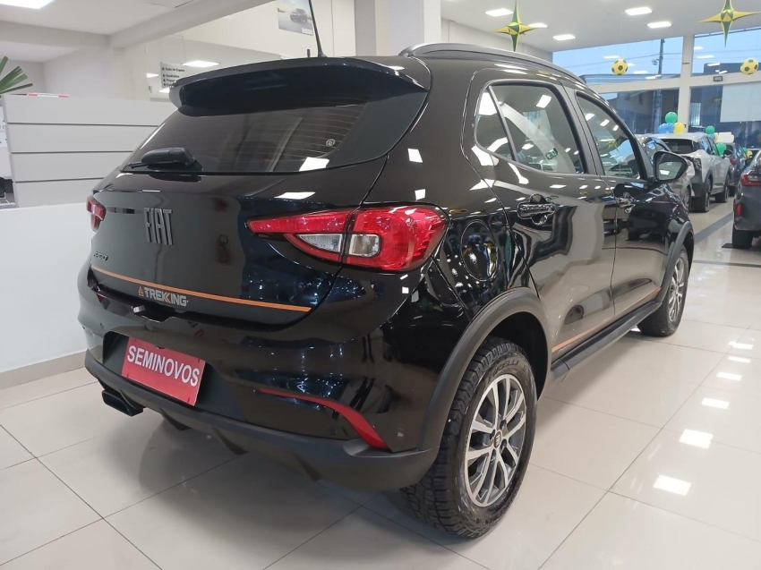 fiat/argo trekking 1.3 - baixo km aproveite!!!4