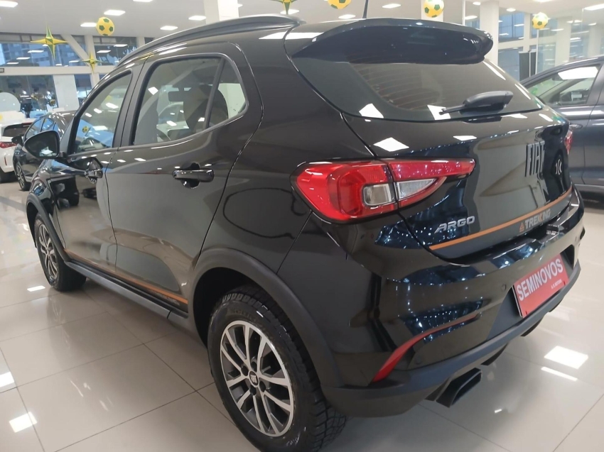 fiat/argo trekking 1.3 - baixo km aproveite!!!3