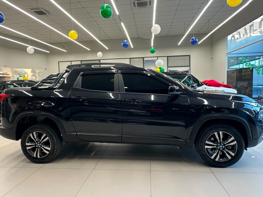 fiat toro 1.3 turbo 270 flex freedom at6 4p automatico 20256