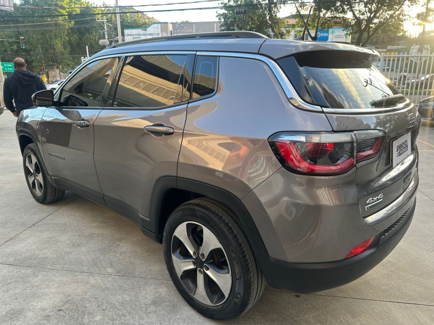 jeep compass 2.0 16v diesel longitude 4x4 automatico 4p 20173