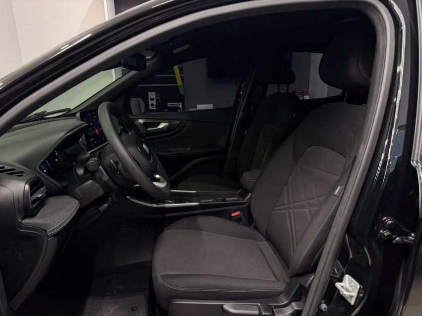 fiat fastback hibrido flex turbo t200 automatico com apenas 4700 km rodados super novo garantia de fabrica8