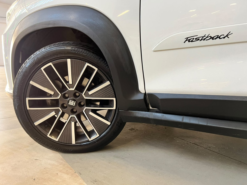 fiat fastback 1.0 turbo 200 hybrid audace cvt 25/26 seminovo10