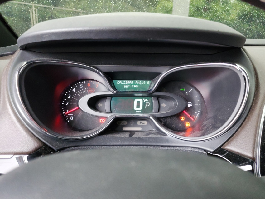 renault captur 1.3 tce flex intense x-tronic 1.2 4p automatico 202314