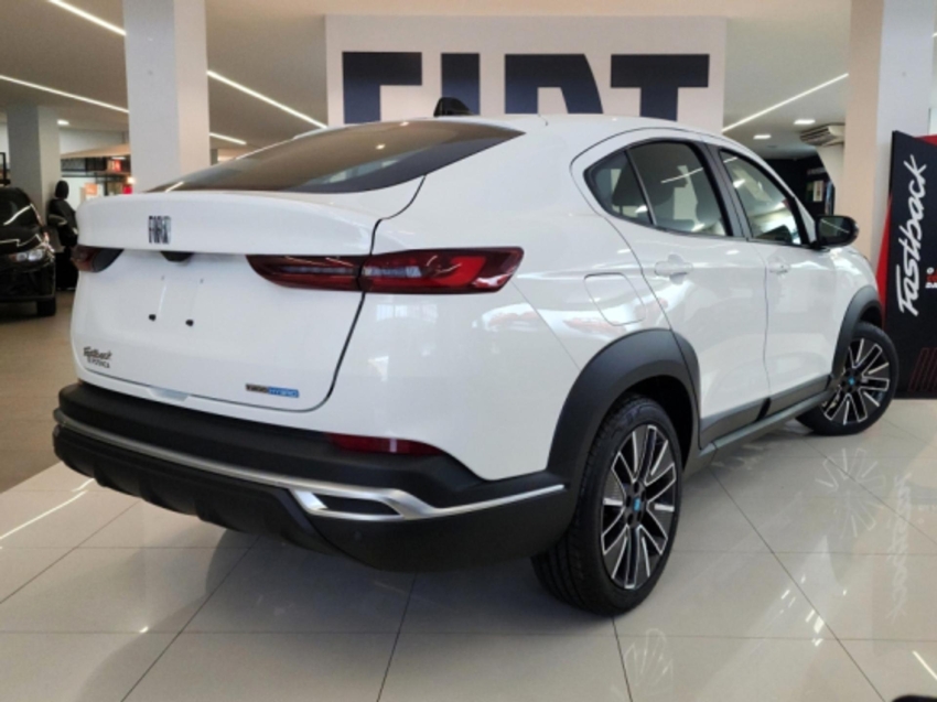 fastback 1.0 turbo 200 hybrid audace cvt - novo demais!!!4