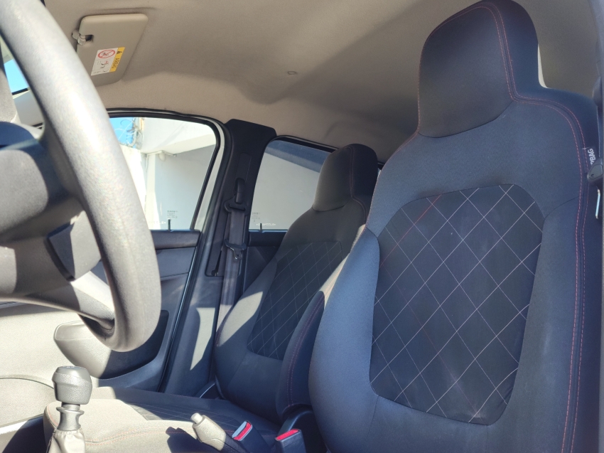 kwid 1.0 12v sce flex outsider - super novo!!!8