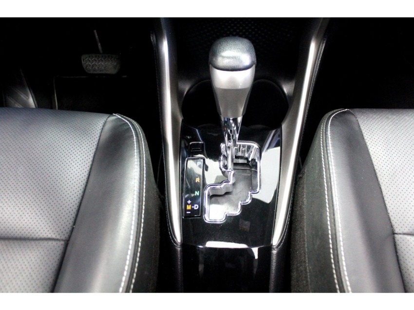 yaris 1.5 xls flex multidrive - completao novo demais!!!13