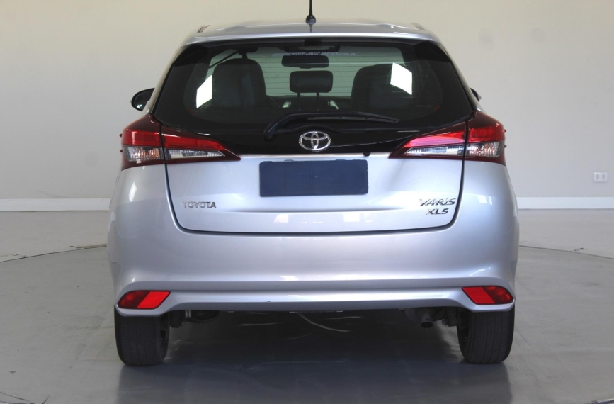 yaris 1.5 xls flex multidrive - completao novo demais!!!5