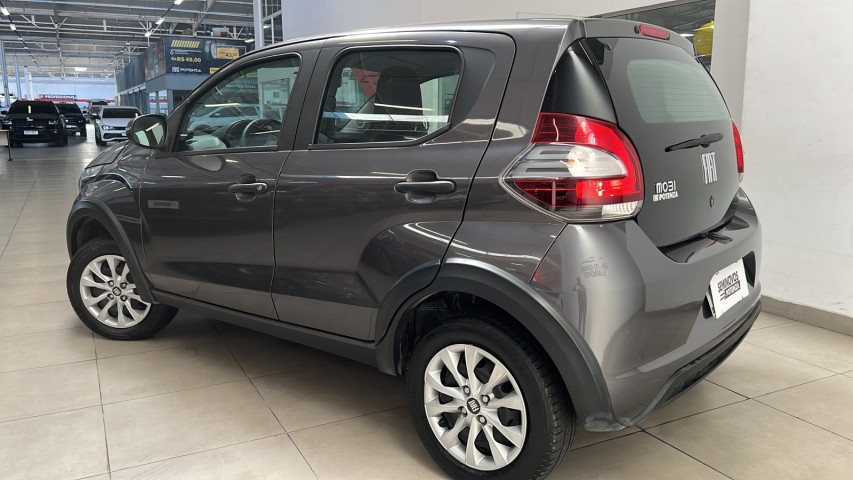 fiat mobi 1.0 evo flex like man 25/25 seminovo5