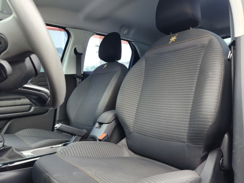 citroen c4 cactus 1.6 vti 120 flex x-series eat6 22/22 seminovo6