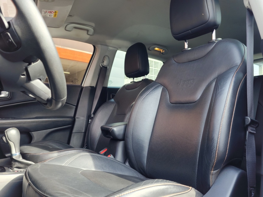 compass longitude 2.0  flex com gnv - novo demais!!!10