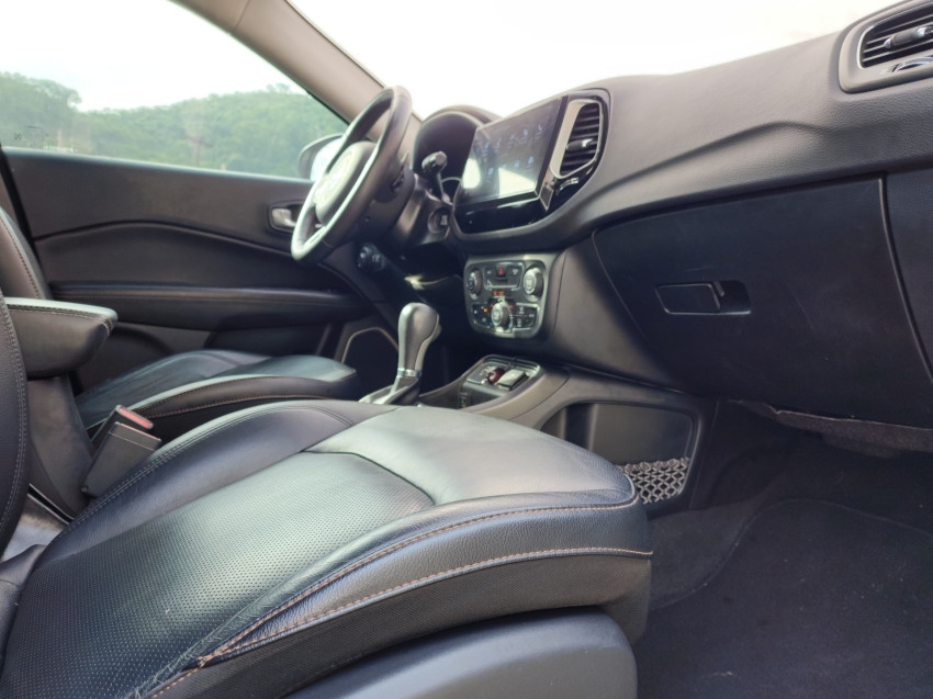 compass longitude 2.0  flex com gnv - novo demais!!!9