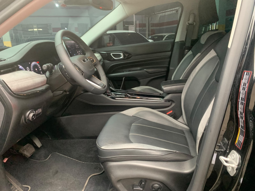 jeep commander 1.3 t270 turbo flex limited at6 25/26 seminovo6