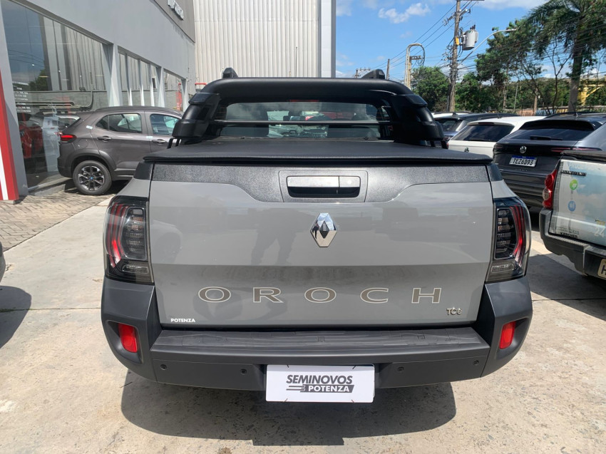 renault oroch 1.3 tce flex outsider x-tronic 23/24 seminovo4