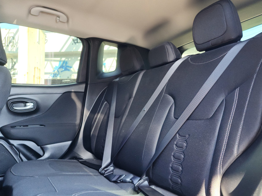 jeep renegade 1.3 t270 turbo flex sport altitude at6 25/25 seminovo15