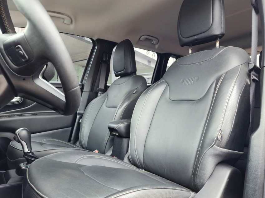jeep renegade 1.3 t270 turbo flex longitude at6 25/26 seminovo6