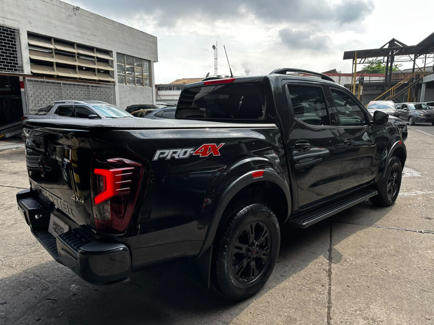 nissan frontier 2.3 16v turbo diesel pro4x cd 4x4 at 22/23 seminovo3