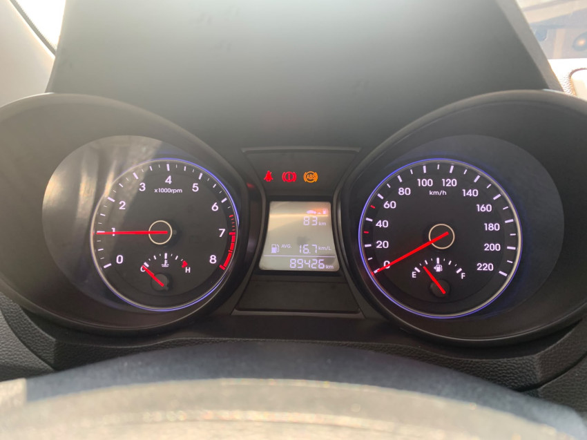 hyundai hb20 1.0 comfort 12v flex 4p man 18/19 seminovo8