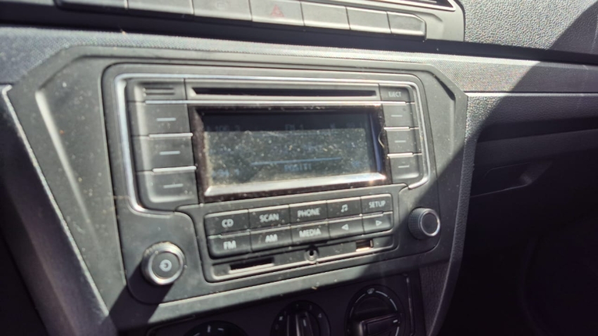 VOYAGE 1.0 12V MPI TOTALFLEX 4P MANUAL9
