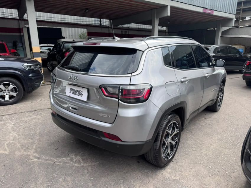 JEEP COMPASS 1.3 T270 TURBO FLEX LONGITUDE AT6 25/26 SEMINOVO5