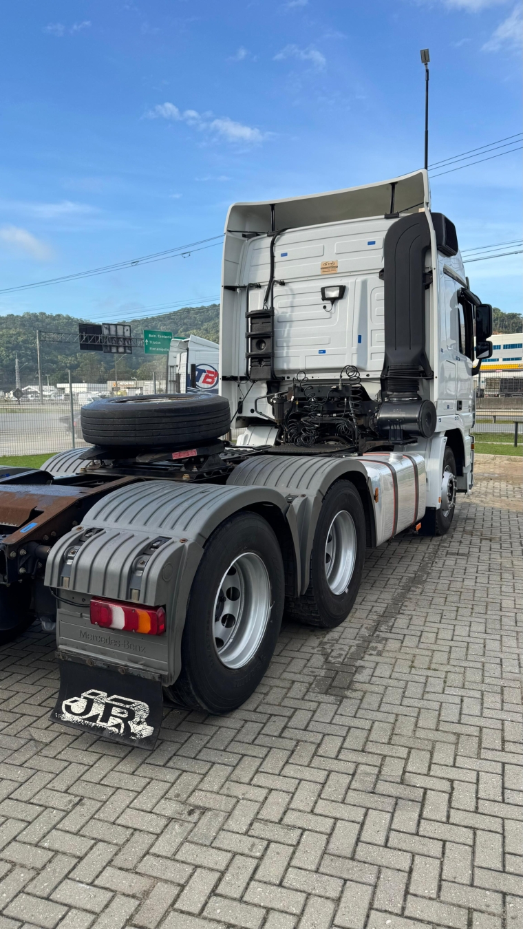 mercerdes-benz actros 2546 6x2 2020