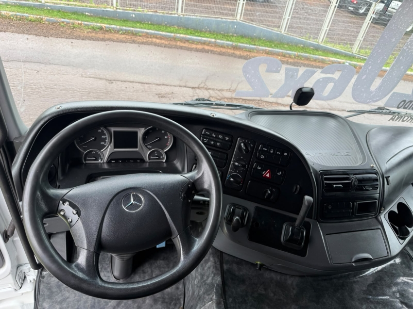 mercedes-benz actros 2546ls diesel 2p automatico 20206