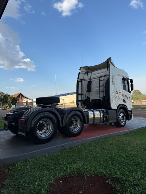 scania r 450 a 6x4 diesel 2p automatico 20208