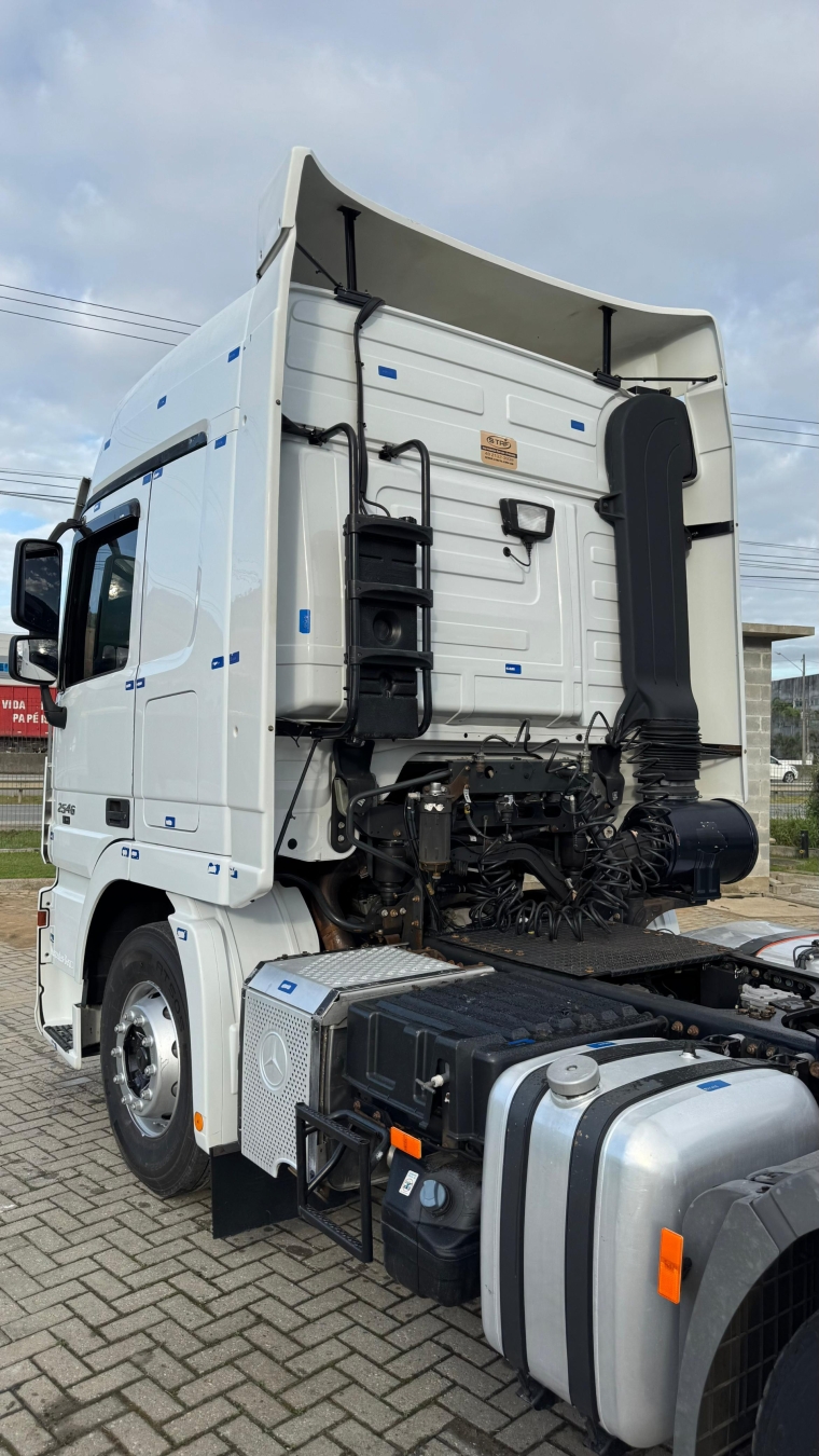 mercerdes-benz actros 2546 6x2 2020