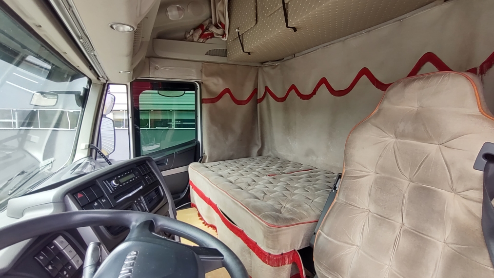 iveco stralis hi way diesel 2p automatico 2021