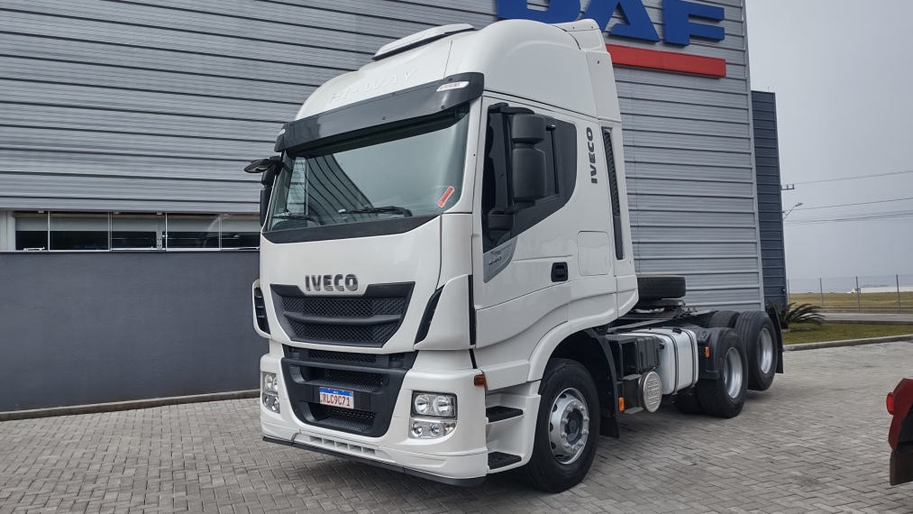 iveco stralis hi way diesel 2p automatico 2021