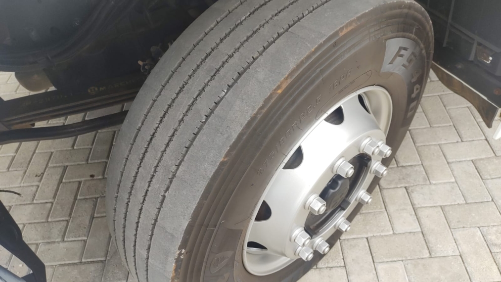 volkswagen 25420 6x2 diesel 2p automatico 2019
