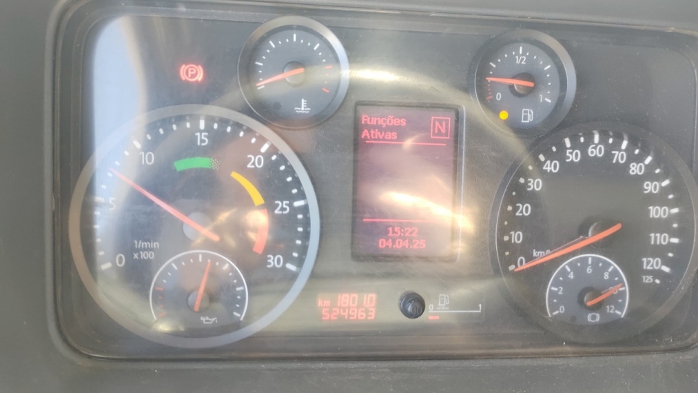 volkswagen 25420 6x2 diesel 2p automatico 2019