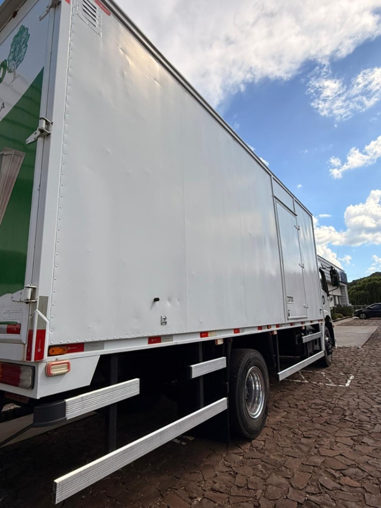 volkswagen 15180 cnm diesel 2p manual 20083